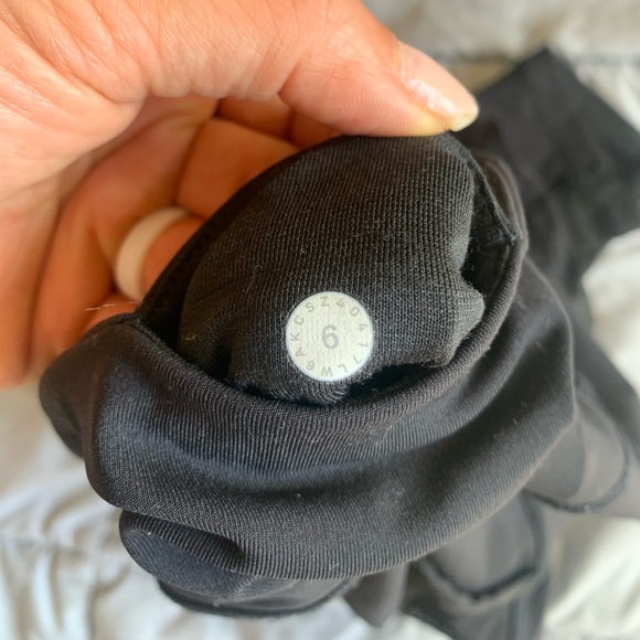Lululemon Black Crop Leggings - Picture 3 of 7